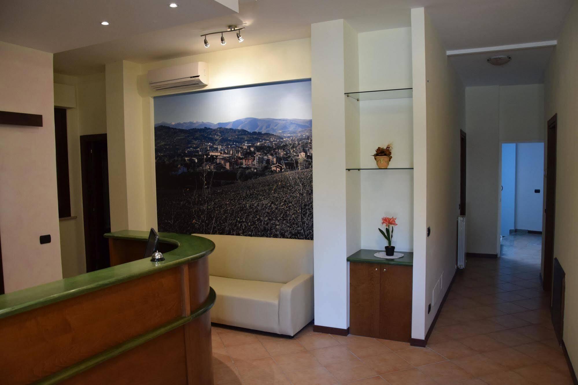 Hotel Il Boschetto Tolentino Exterior photo